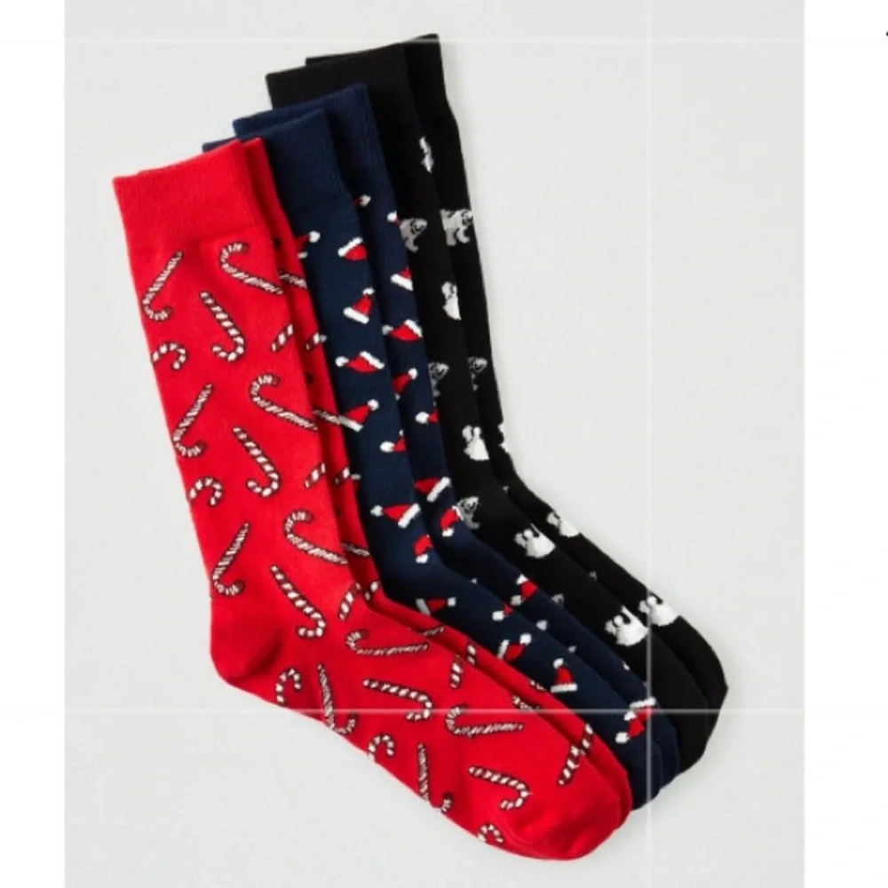 NWOT American Eagle Crew Socks Graphic Santa Hats Blue One Size